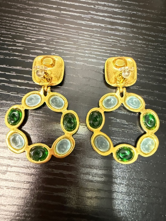 CHANEL 97 Gold Hoop Gripoix Drop Earrings with Green and Light Blue Gripox - Picture 5 of 8